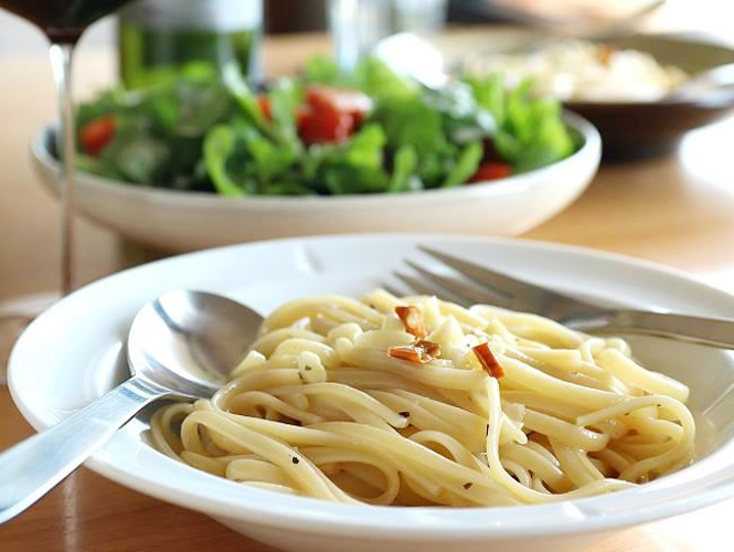 2017.10.10 ∼ 10.15 簡單反而最難,香蒜辣椒義大利麵