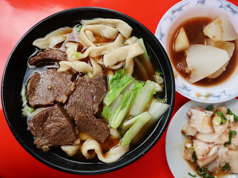 2018.02.27 基隆 信奕原汁牛肉麵