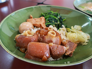 2025.08.03 宜蘭頭城 老柯豬腳飯什錦麵