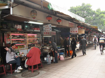 2010.02.21 慈聖宮前小吃