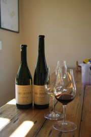 慢慢喝，葡萄酒