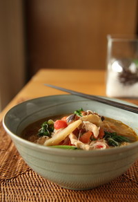 療癒之味 • 五色純米米粉湯