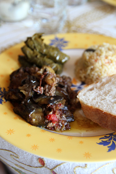 {旅食隨記}地中海山城•民家裡的午餐
