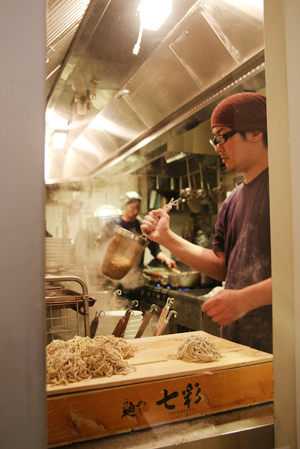{旅人之窗}醬油拉麵,最高!