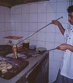 新加坡河畔的印度料理 （2001.11.30）