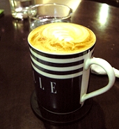 留戀台中咖啡味兒 (2003.10.21)